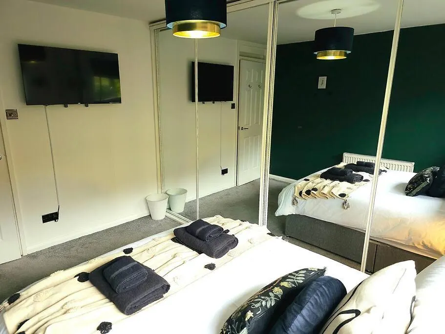 Homebird Property - Buckton House 利兹 度假居